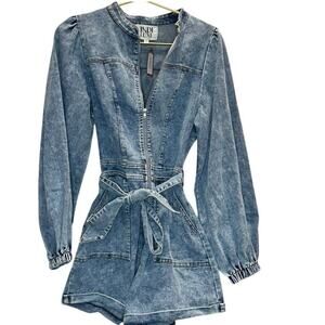 Indie Luxe by Indikah – Belted Zip-Up Denim Romper – Size Small
